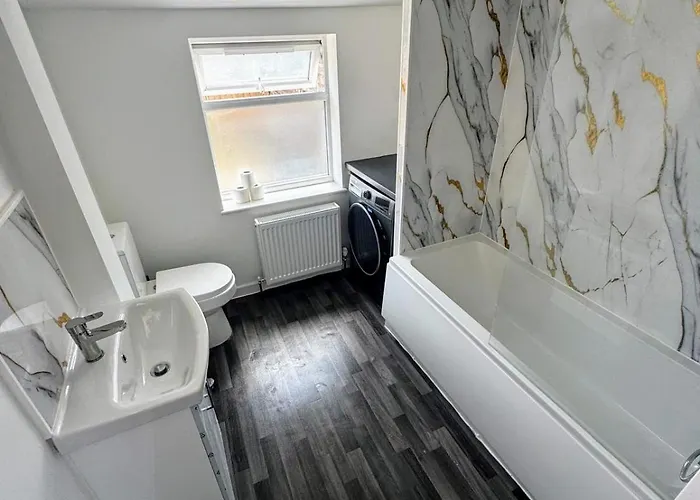 Accommodatie bij particulieren Compact Budget - 9 Mins To Centre *