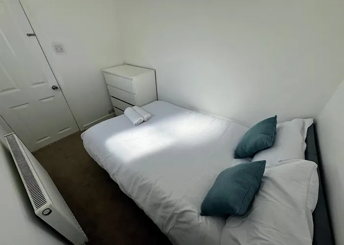 Accommodatie bij particulieren Compact Budget - 9 Mins To Centre *