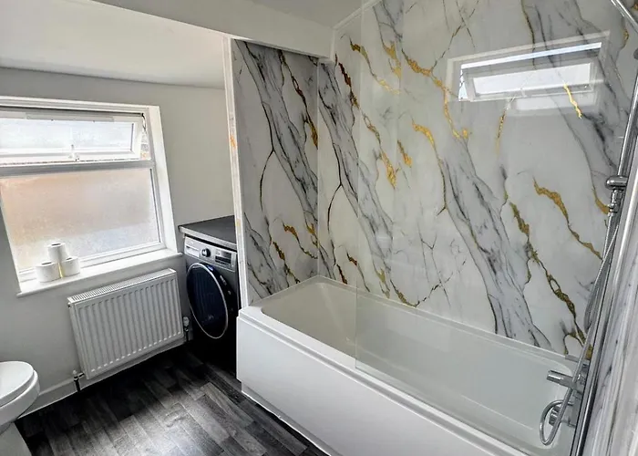 Compact Budget - 9 Mins To Centre Privatunterkunft